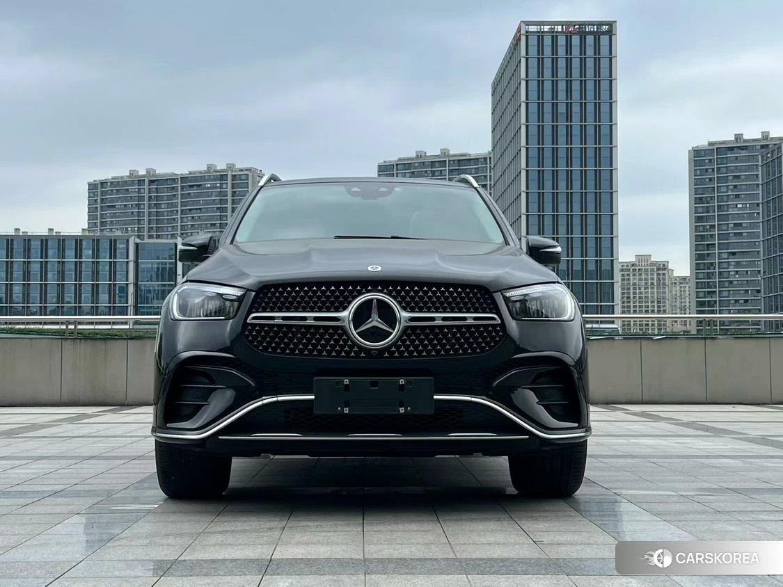 Mercedes-Benz GLE (import) 2023 Черный из Китая, фото 4