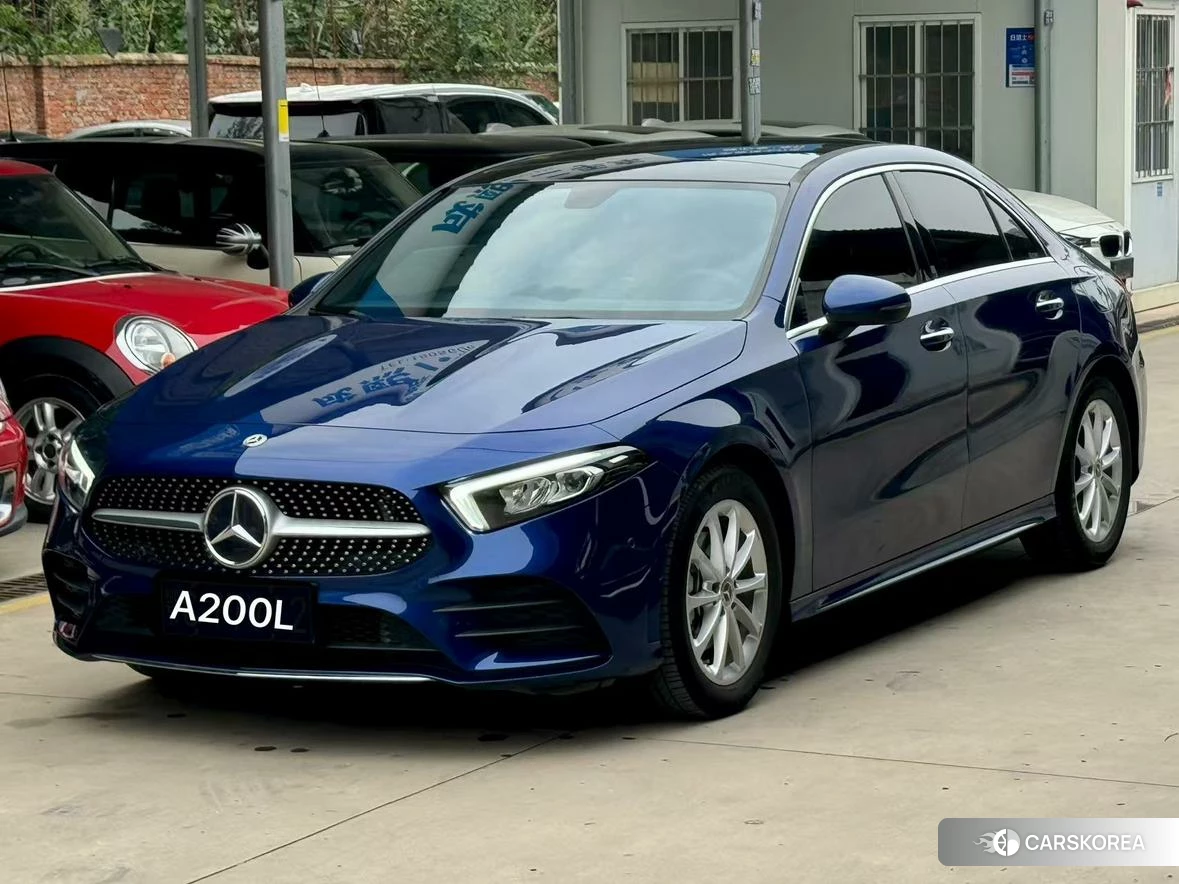 Mercedes-Benz Class A 2021 Синий из Китая, фото 4