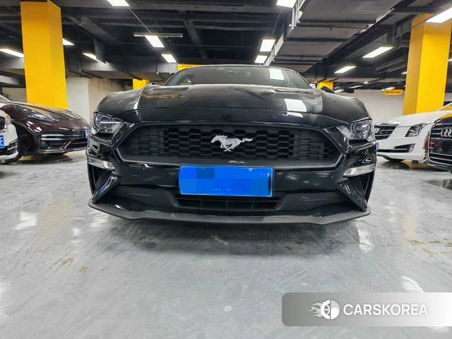Ford Mustang 2021 Черный из Китая, фото 4
