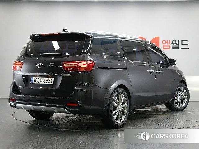 Kia The New Carnival id 4923814 из Кореи 14