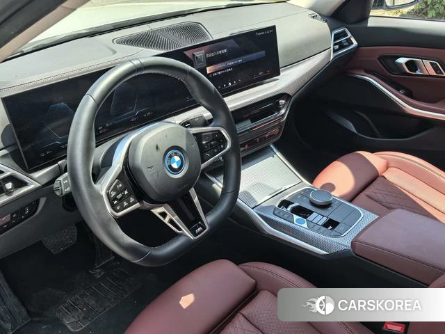 BMW i3 2024 Белый из Китая, фото 4