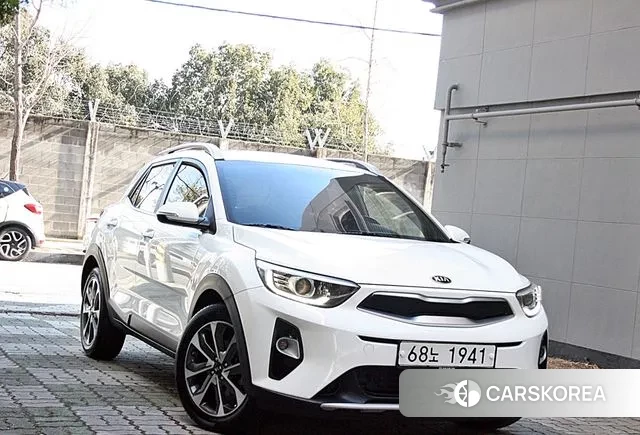 Kia Stonic id 3748473 из Кореи 14