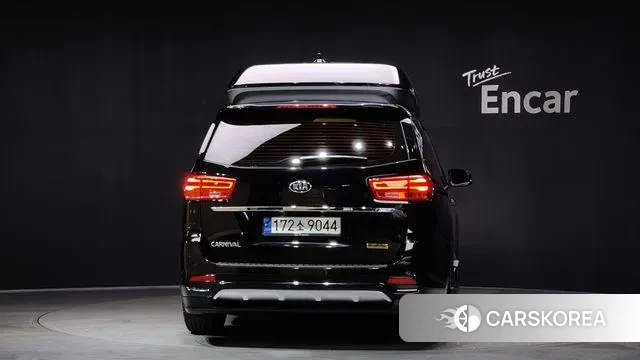 Kia The New Carnival id 3631910 из Кореи 14