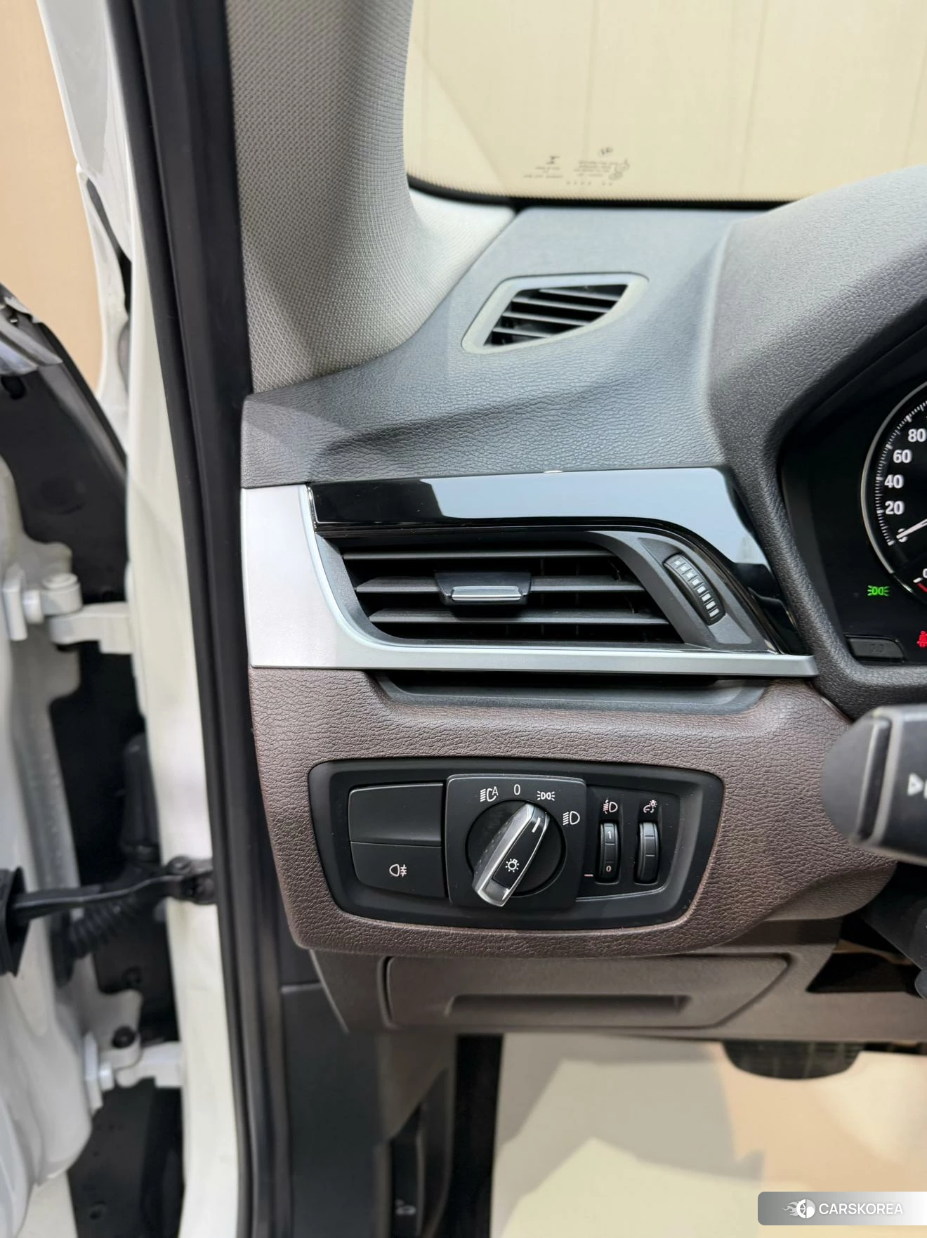 BMW X1 id 4467888 из Китая 11