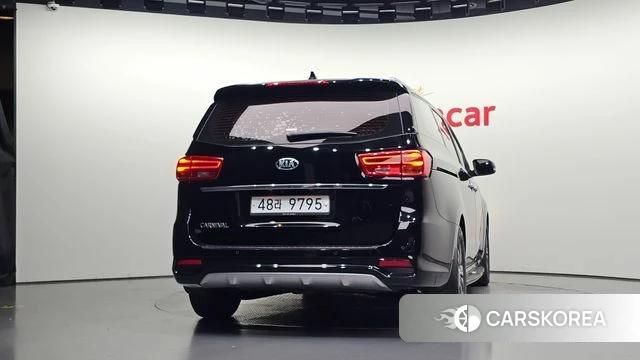 Kia The New Carnival id 4794900 из Кореи 14