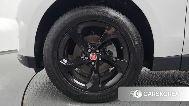 Jaguar F-PACE id 4345108 из Кореи 28