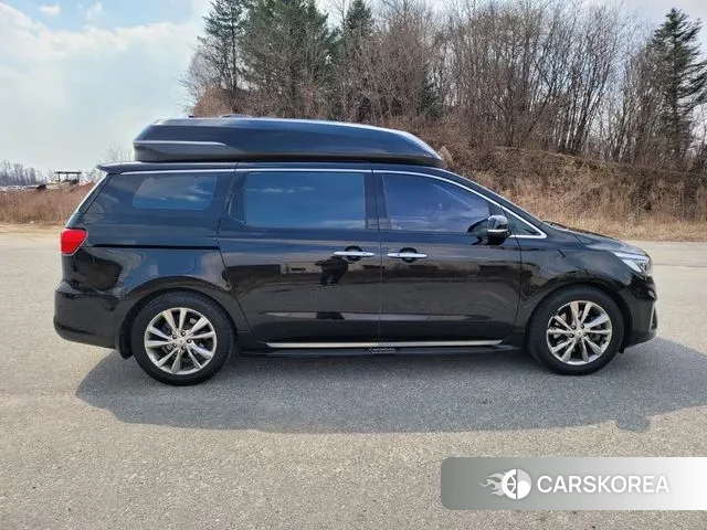 Kia The New Carnival id 3583203 из Кореи 14