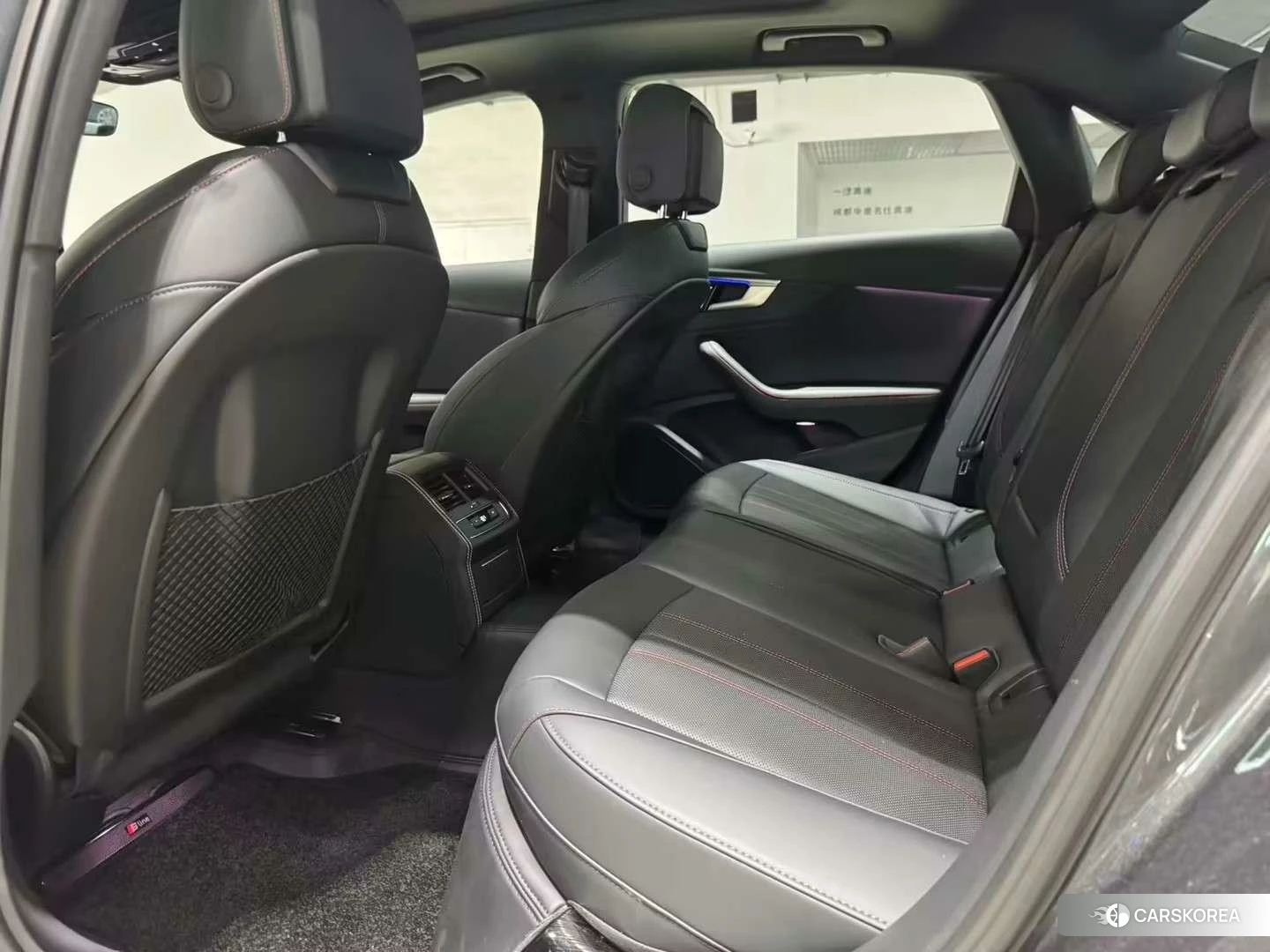 Audi A4L id 4454090 из Китая 10