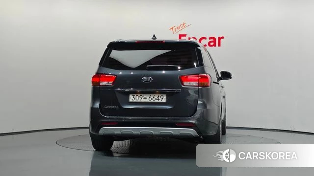 Kia All New Carnival id 4785903 из Кореи 31