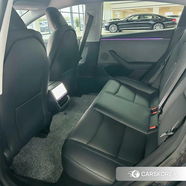 Tesla Model 3 2025 Темно-серый из Китая, фото 4