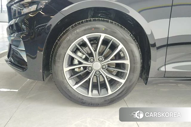 Geely Automobile Xingrui id 4236263 из Китая 11
