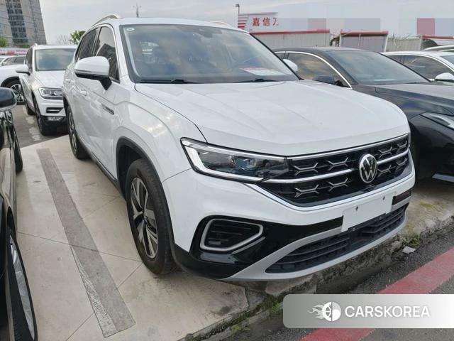 Volkswagen Tanyue 2023 Белый из Китая, фото 5