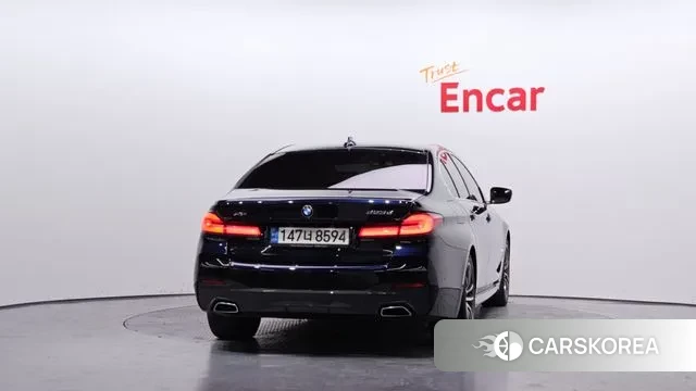 BMW 5 Series (G30) id 3577668 из Кореи 14