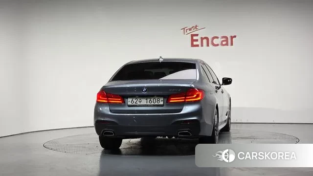 BMW 5 Series (G30) id 3061030 из Кореи 14