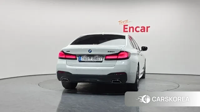 BMW 5 Series (G30) id 3701567 из Кореи 14