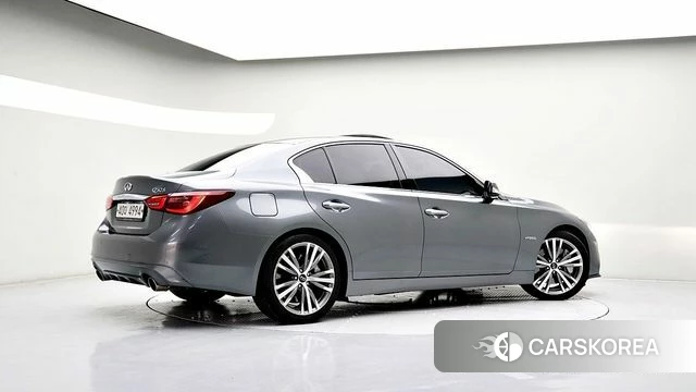 Infiniti Q50 id 3905708 из Кореи 14
