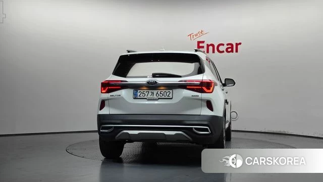 Kia Seltos id 4693321 из Кореи 26