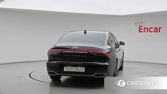 Hyundai The New Grandeur IG Hybrid id 4581016 из Кореи 14