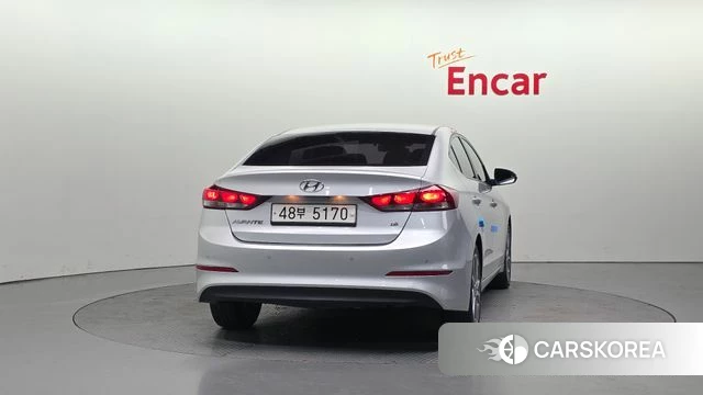 Hyundai Avante AD id 3966614 из Кореи 14