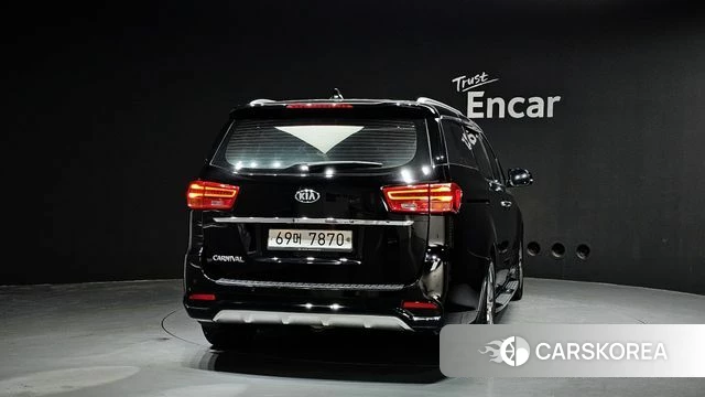 Kia The New Carnival id 3853492 из Кореи 14