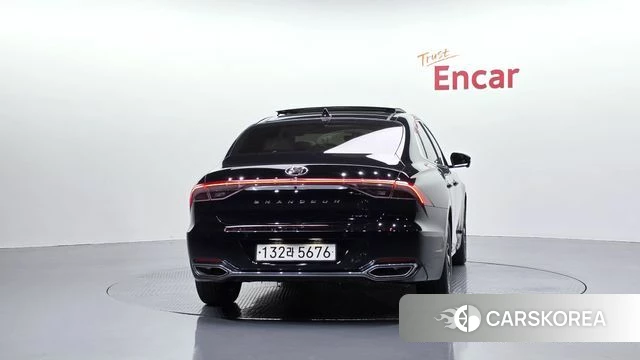 Hyundai The New Grandeur IG Hybrid id 4753902 из Кореи 28
