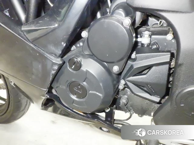 Engine photo