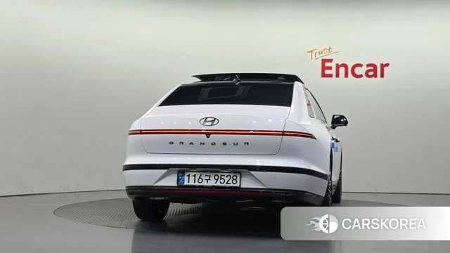Hyundai Grandeur Hybrid (GN7) id 4691353 из Кореи 29