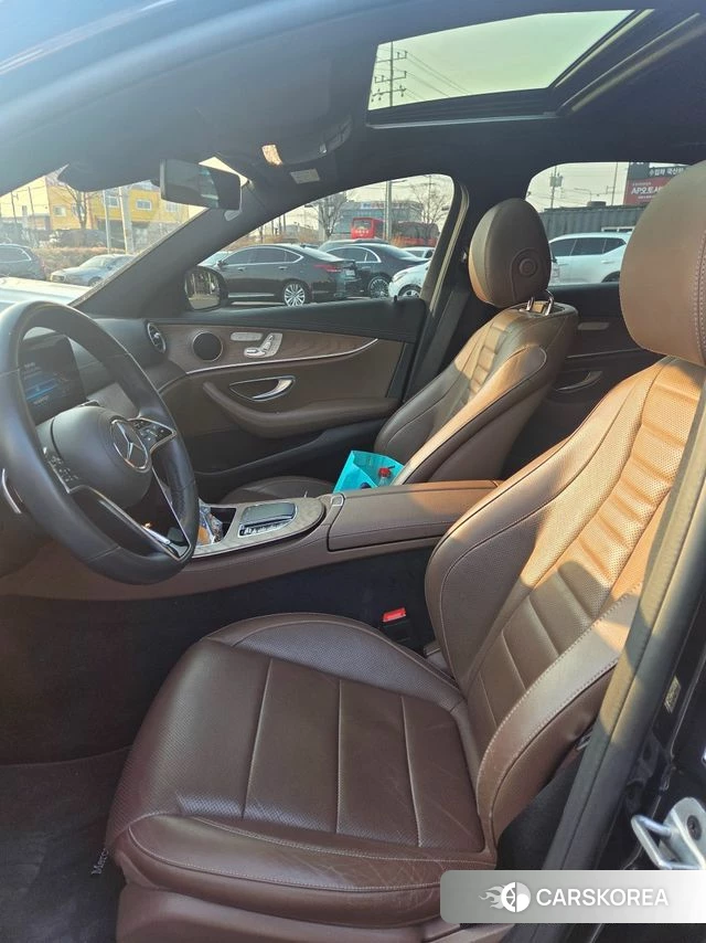 Mercedes-Benz E-Class W213 2021 Серый из Кореи, фото 4