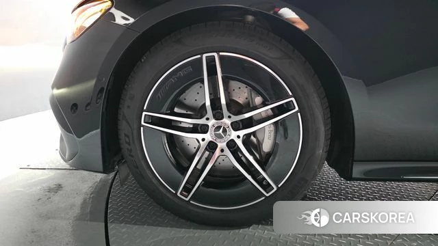 Mercedes-Benz E-Class W214 id 4743837 из Кореи 33