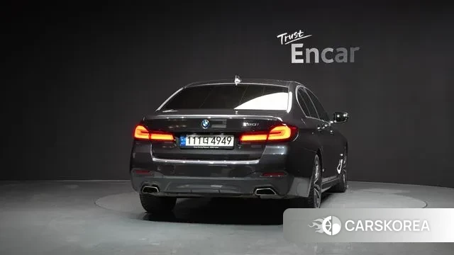 BMW 5 Series (G30) id 3539870 из Кореи 14