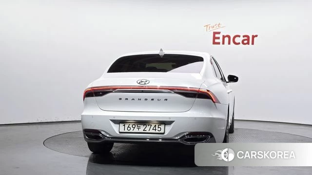 Hyundai The New Grandeur IG id 3936178 из Кореи 14