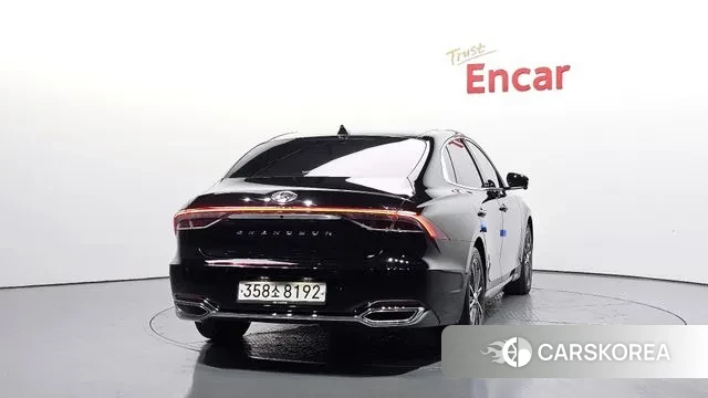 Hyundai The New Grandeur IG id 3778439 из Кореи 14