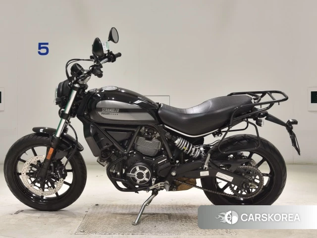 Проданный Ducati SCRAMBLER SIXTY2 2017 из Японии
