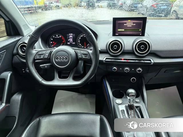 Audi Q2L id 4348481 из Китая 11