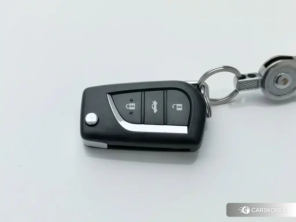 Toyota Levin id 4576321 из Китая 18