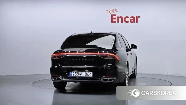 Hyundai The New Grandeur IG id 3022769 из Кореи 14