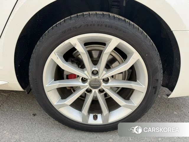 Audi A4L id 4253504 из Китая 23