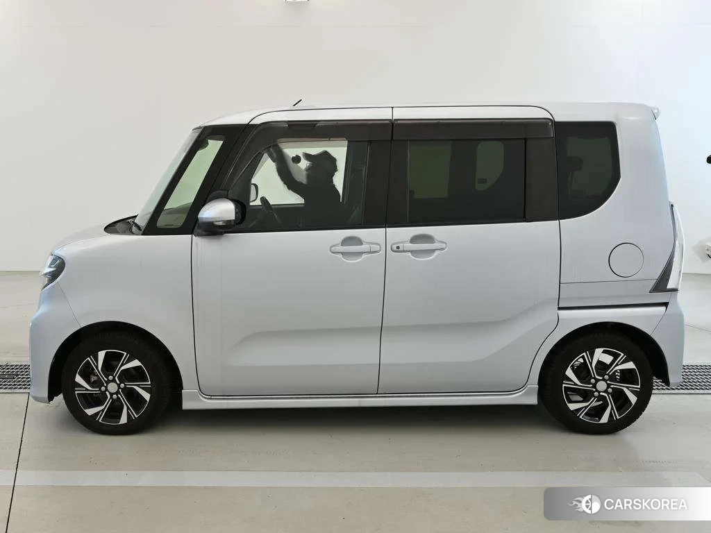 Daihatsu Tanto 2021 из Японии, фото 4