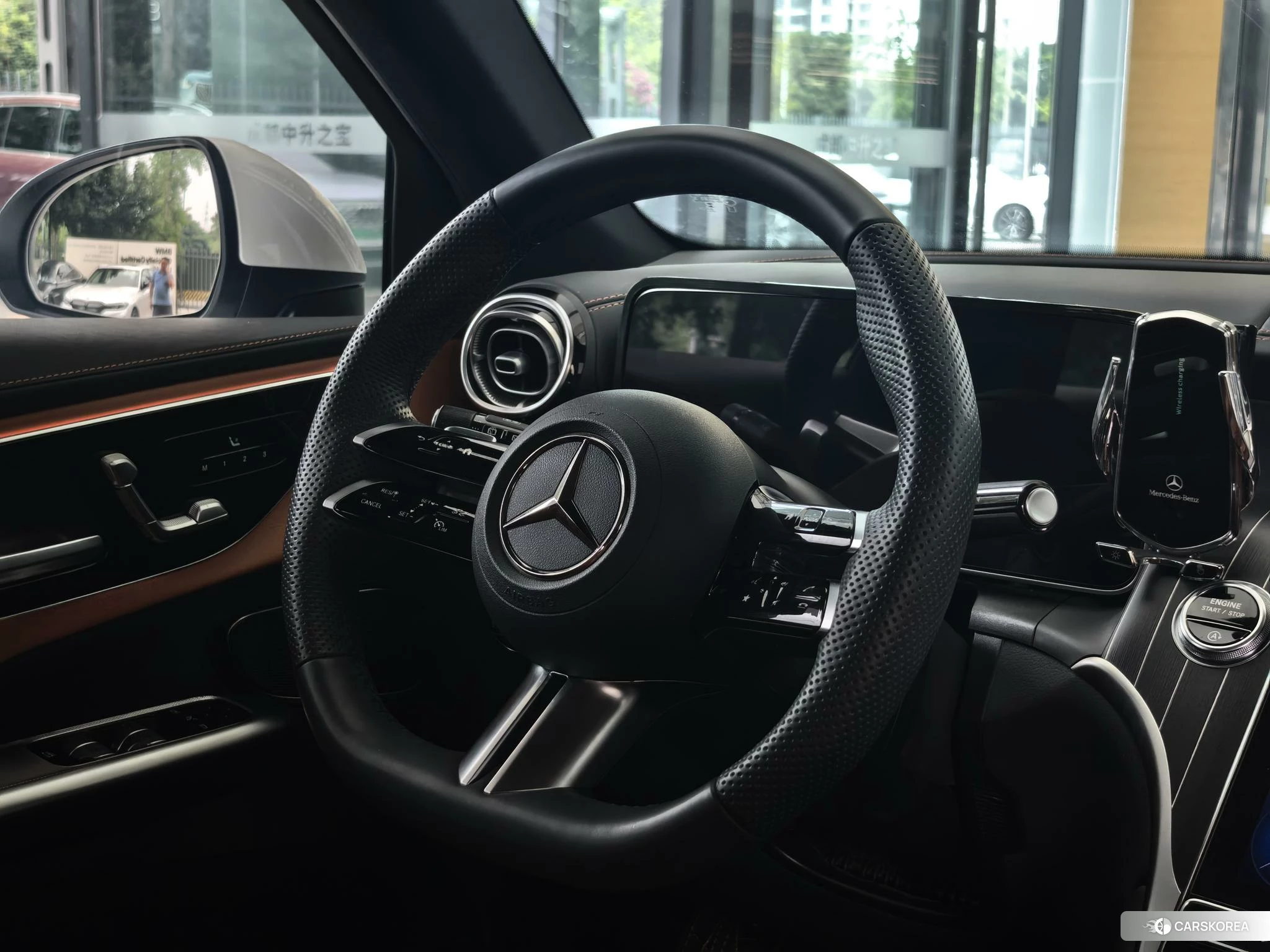 Mercedes-Benz GLC 2024 Белый из Китая, фото 5