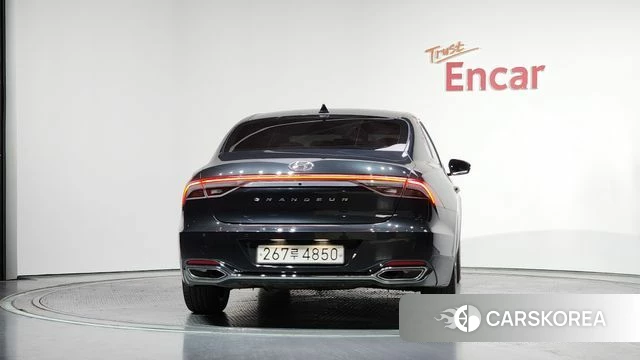 Hyundai The New Grandeur IG id 4361912 из Кореи 14