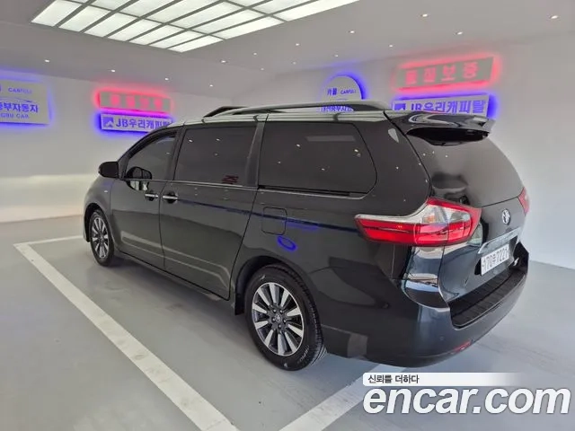Toyota Sienna id 2912201 из Кореи 14