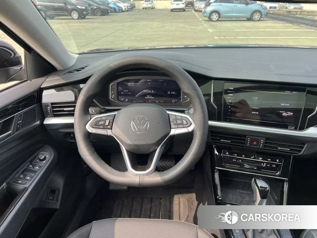 Volkswagen Passat id 4241847 из Китая 12