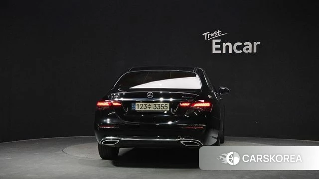 Mercedes-Benz E-Class W213 id 4202098 из Кореи 14