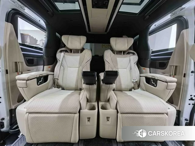Toyota Elfa id 4241505 из Китая 17