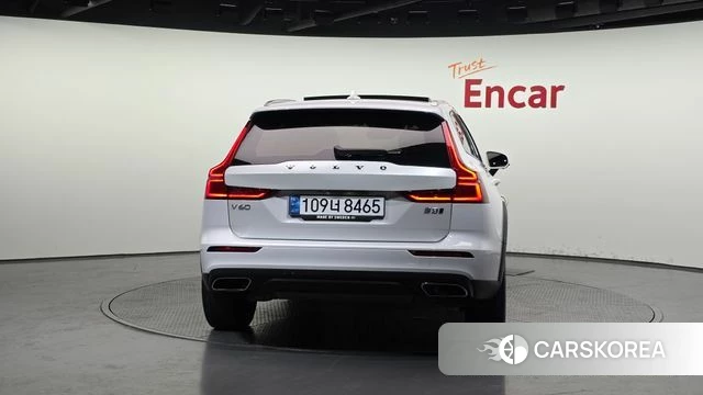 Volvo V60 Cross-Country 2nd Generation id 4324701 из Кореи 30