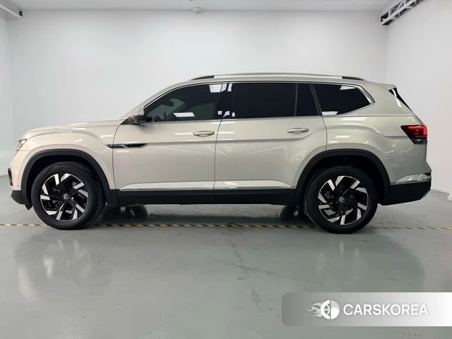 Volkswagen Tourang id 4299752 из Китая 24