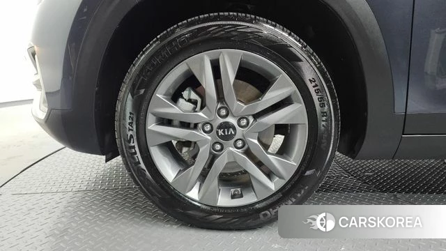 Kia Seltos id 4759732 из Кореи 25