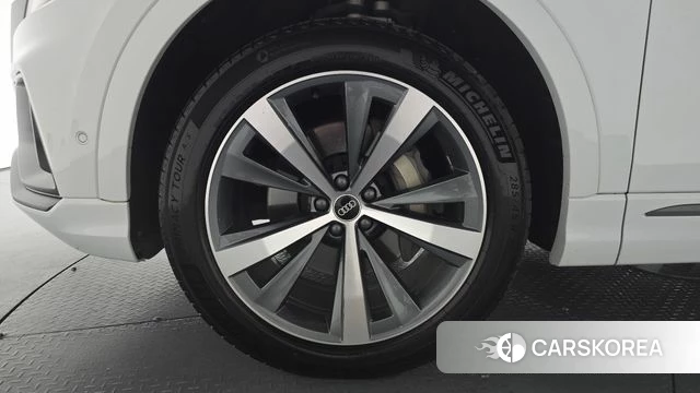 Audi Q8 (4M) id 4293555 из Кореи 29