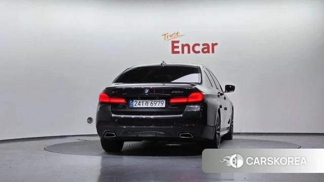 BMW 5 Series (G30) id 3828205 из Кореи 14