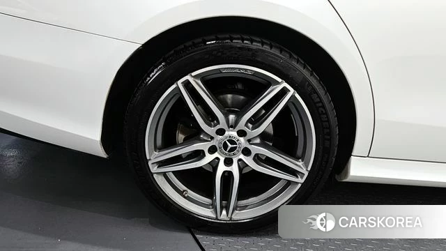Mercedes-Benz E-Class W213 id 3942292 из Кореи 14